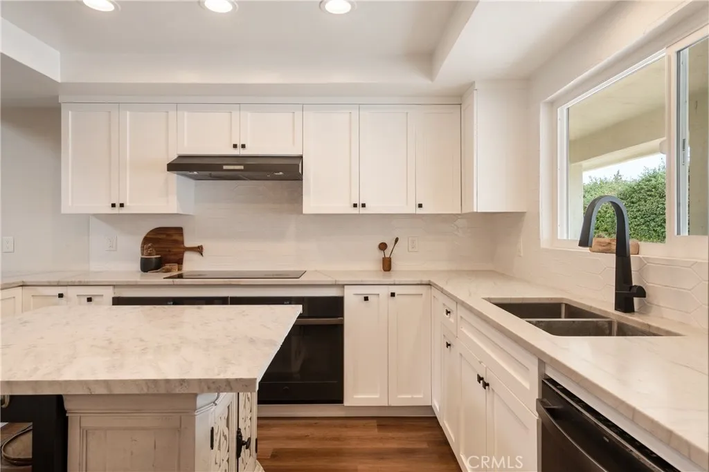 1327 San Julian Dr, San Marcos, CA, 92078