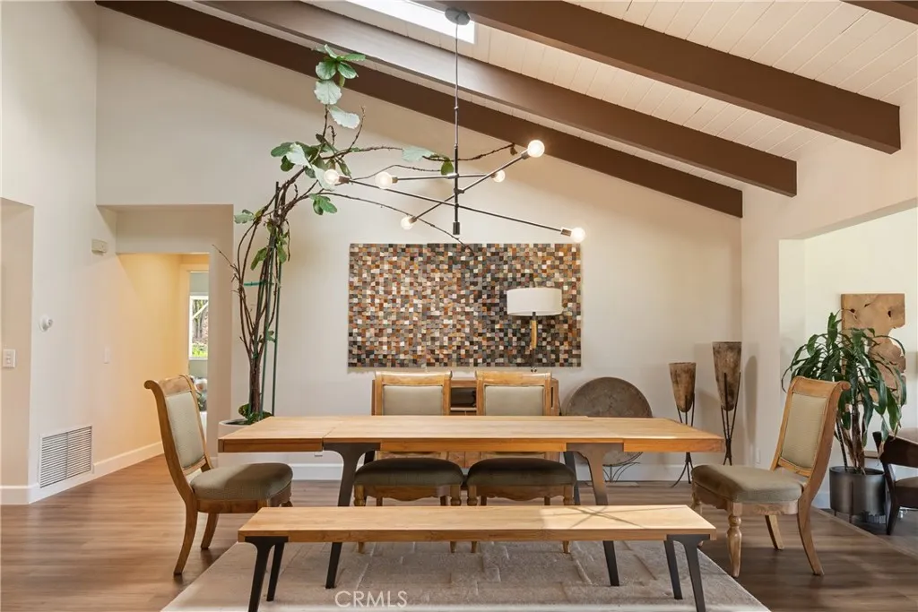 https://cdn.realtyfeed.com/cdn/127/306694720/a0dd48f7c479475a4d40d6614dace51e.webp