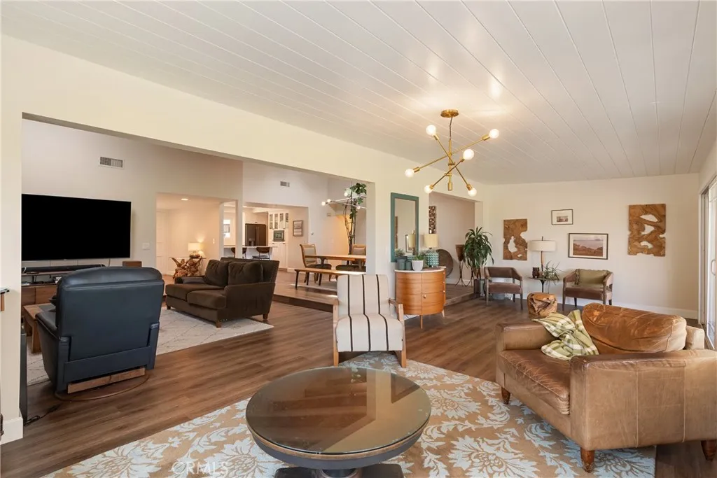https://cdn.realtyfeed.com/cdn/127/306694720/d28ff88f70da98318036066e141cdaf1.webp