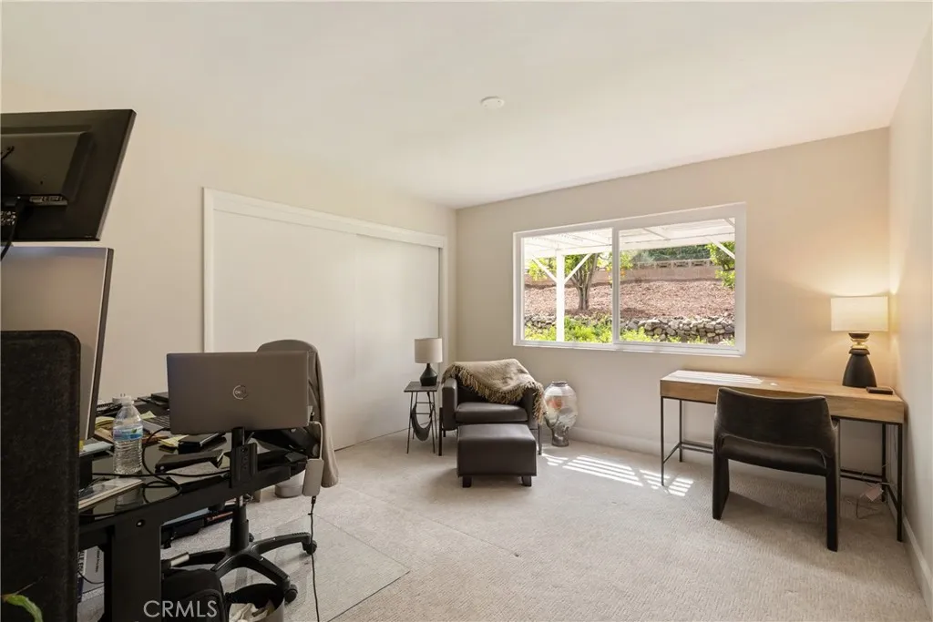 https://cdn.realtyfeed.com/cdn/127/306694720/f40a102ce5de91dfcad8162160ab75d4.webp