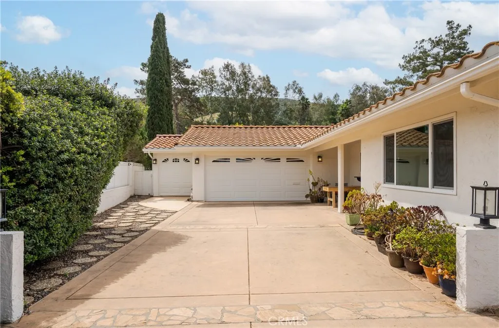 1327 San Julian Dr, San Marcos, CA, 92078