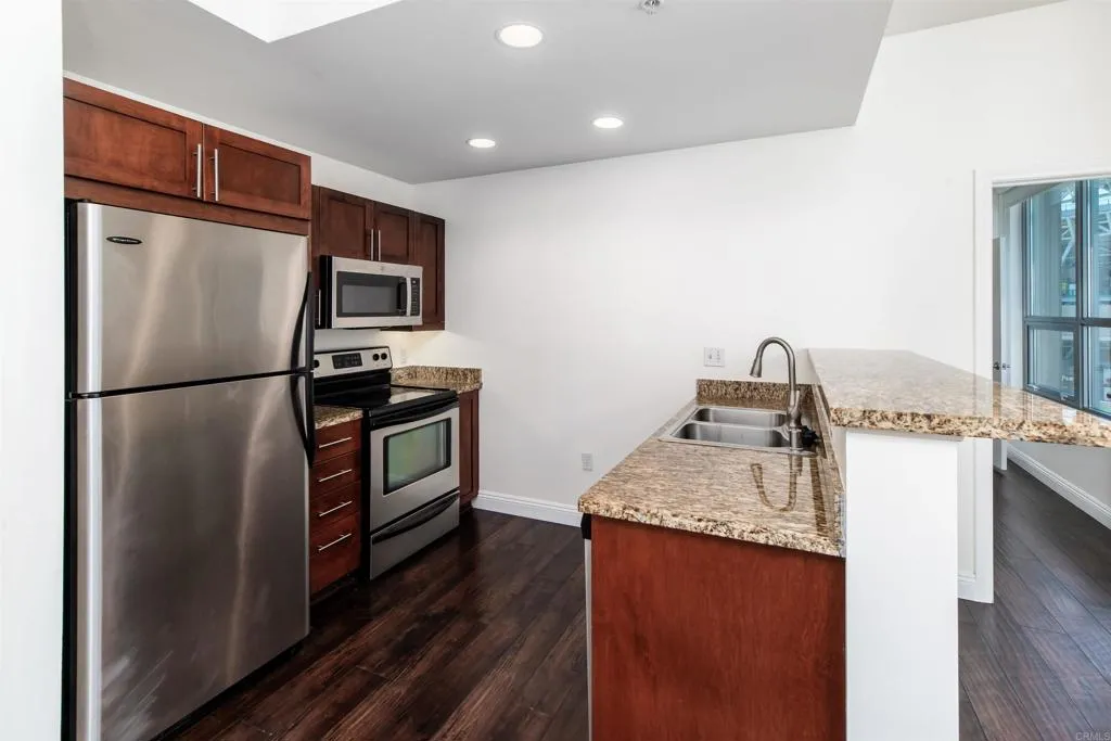 https://cdn.realtyfeed.com/cdn/127/306694730/4d0cf6eae4eda749abccdeac12a80210.webp