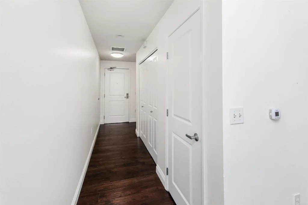 https://cdn.realtyfeed.com/cdn/127/306694730/b30d172e7a8845d0d01e3194b783d234.webp