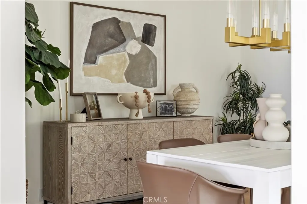 1519 Courtney Avenue, Los Angeles, CA, 90046