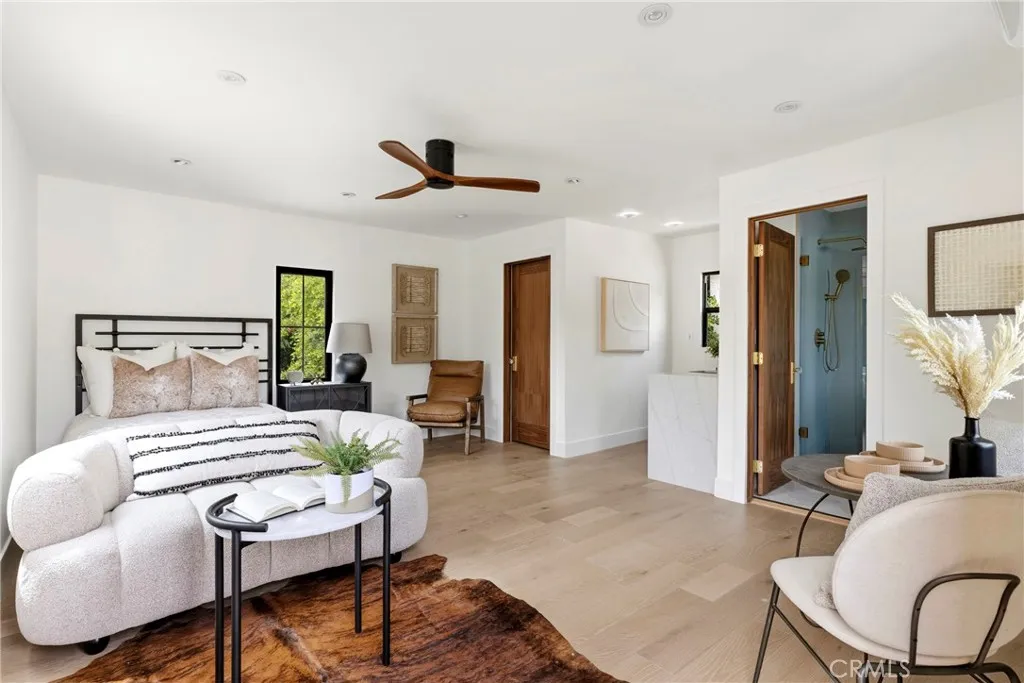 1519 Courtney Avenue, Los Angeles, CA, 90046