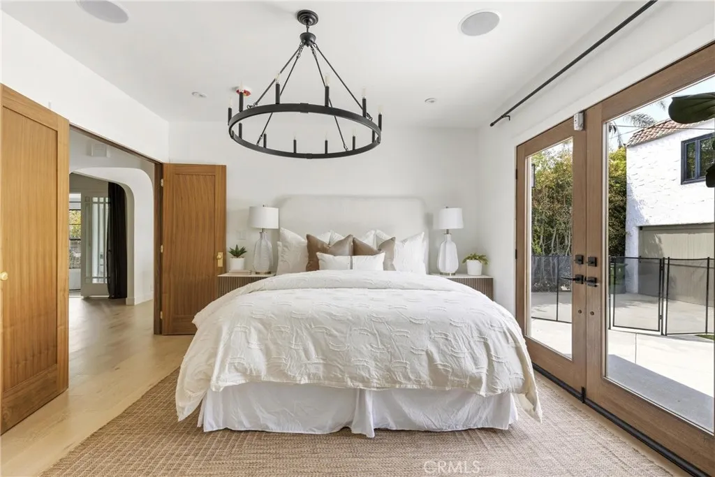 1519 Courtney Avenue, Los Angeles, CA, 90046