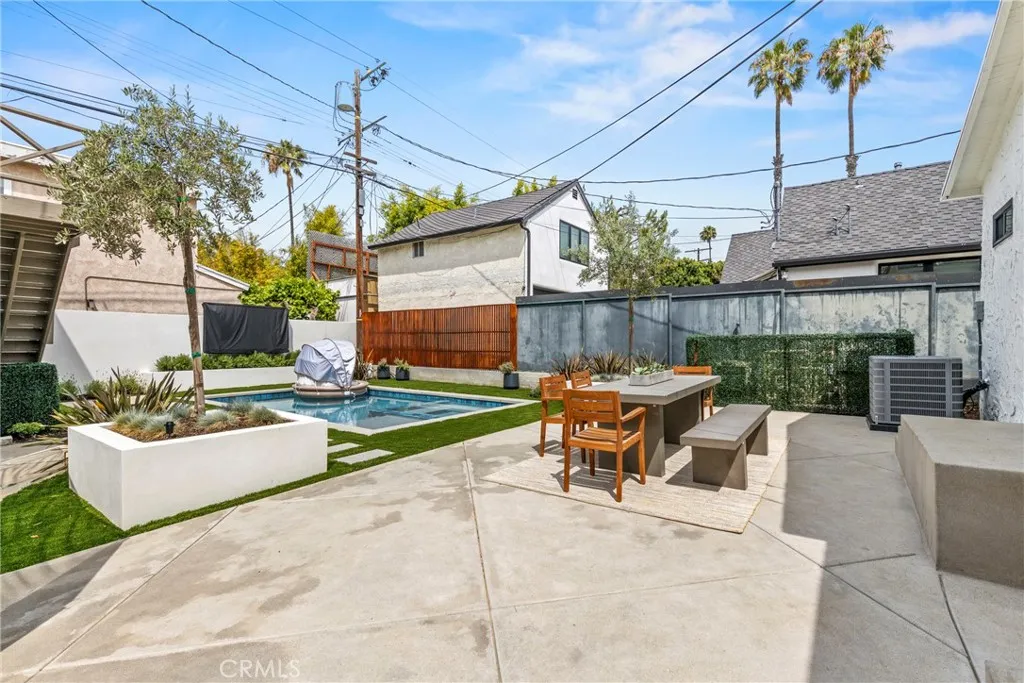 1519 Courtney Avenue, Los Angeles, CA, 90046
