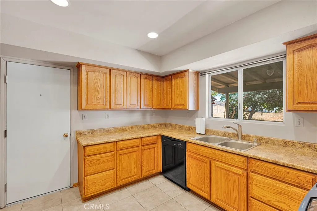 15413 Don Roberto, Victorville, CA, 92394