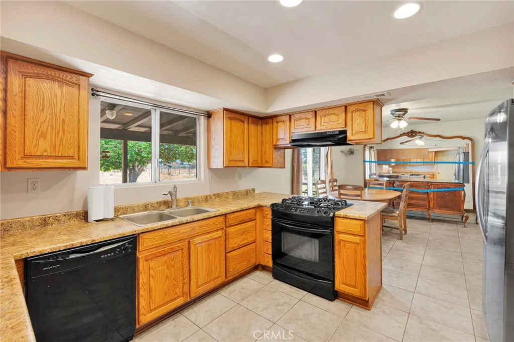 15413 Don Roberto, Victorville, CA, 92394