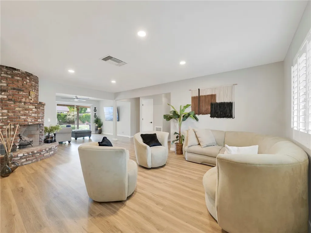 1150 Lancaster, Lancaster, CA, 93535