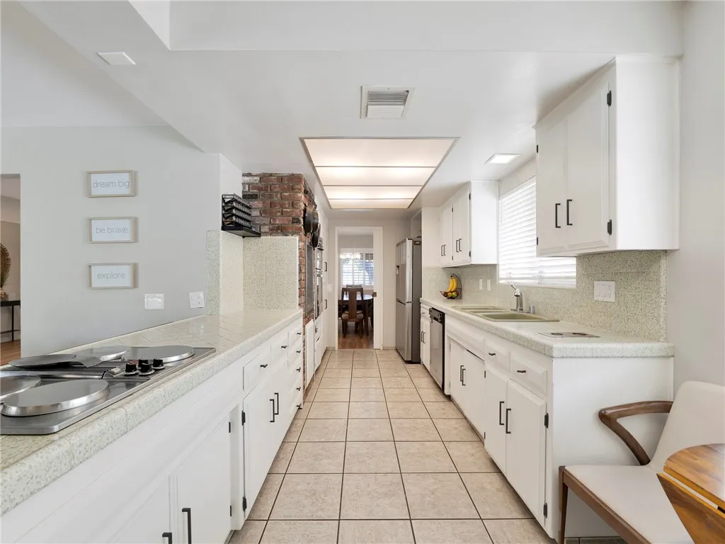 1150 Lancaster, Lancaster, CA, 93535