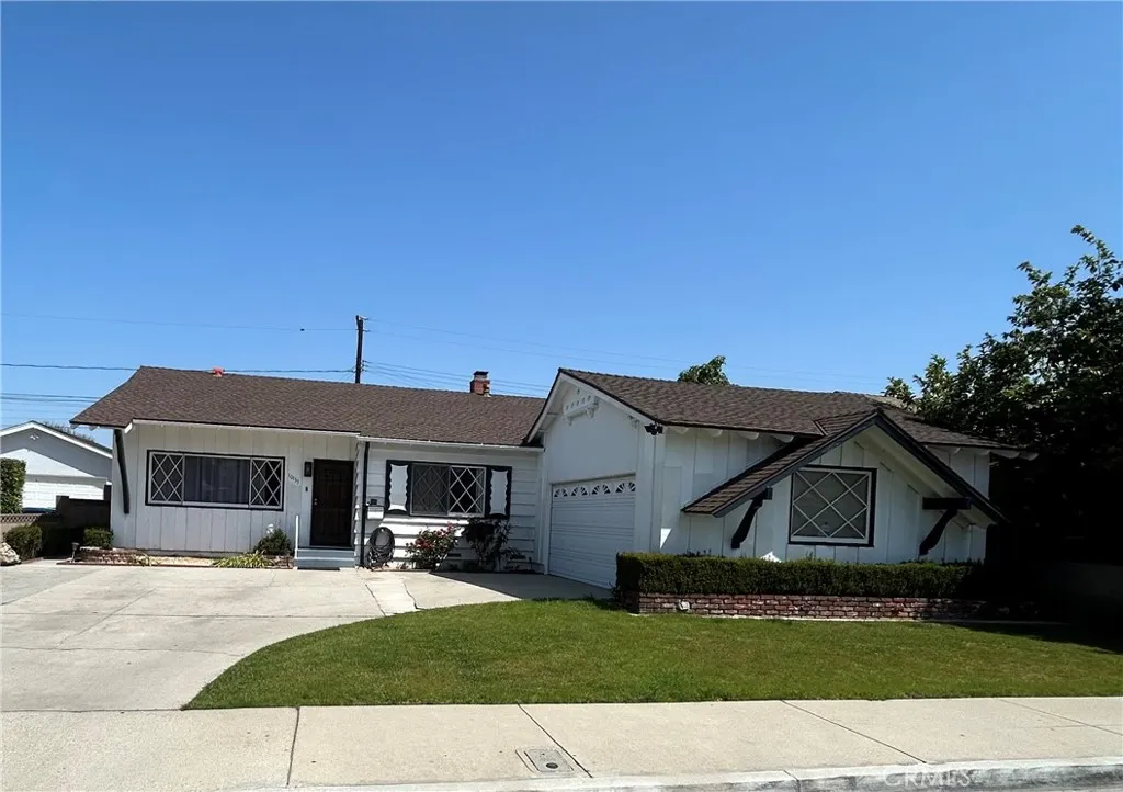 Bellflower, CA 90706