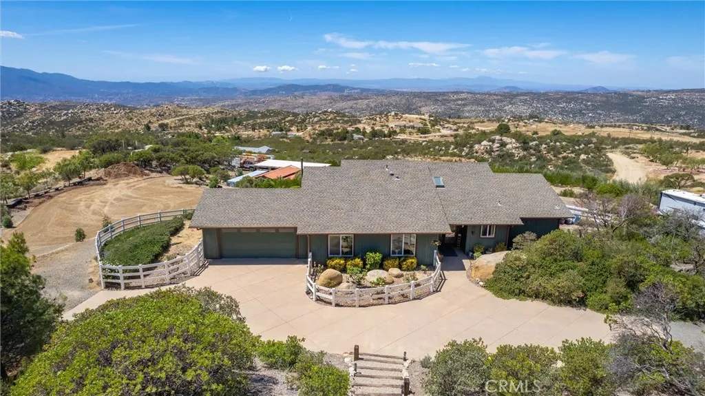 40230 Crazy Horse Canyon Road