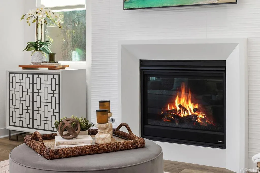 https://cdn.realtyfeed.com/cdn/127/306694994/655ff2e866030c1ef560787cbc5f0830.webp