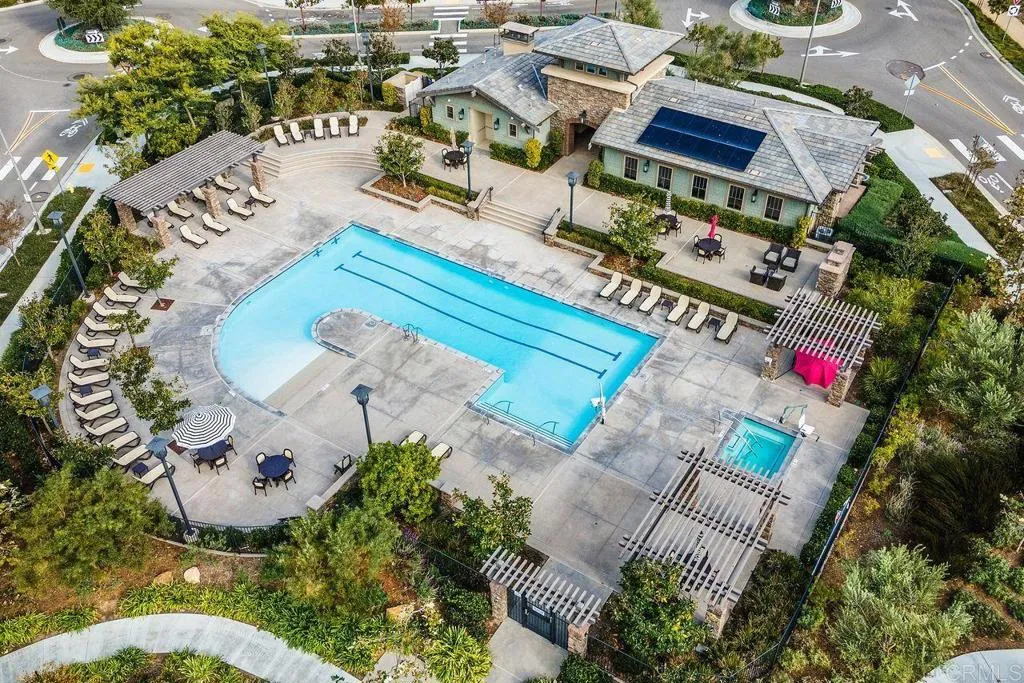 https://cdn.realtyfeed.com/cdn/127/306694994/7b37c7d2321d6d00f12e9caf9aa5a25d.webp