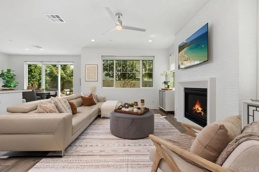 https://cdn.realtyfeed.com/cdn/127/306694994/dc01aba858fa4a8b5c8d2b820e54e4d2.webp