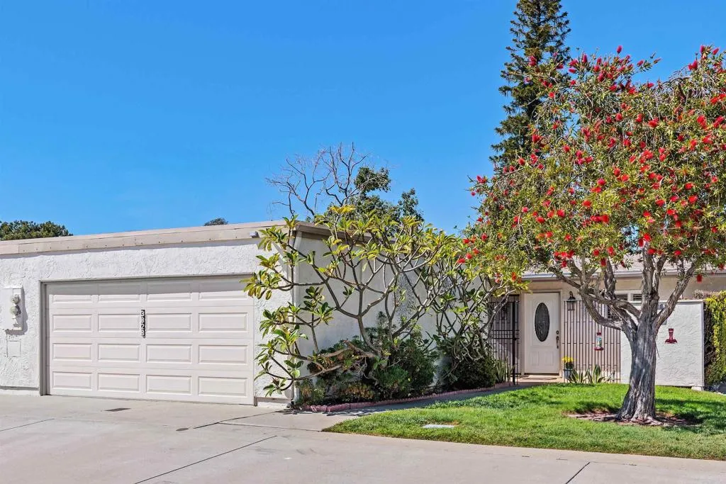 8975 Lawrence Welk Drive UNIT 326, Escondido, CA, 92026