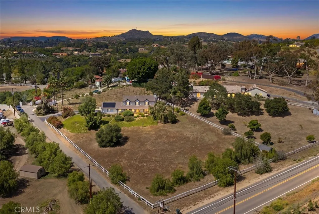https://cdn.realtyfeed.com/cdn/127/306695038/1a9ca9cf835e98a894fe6e9186419482.webp