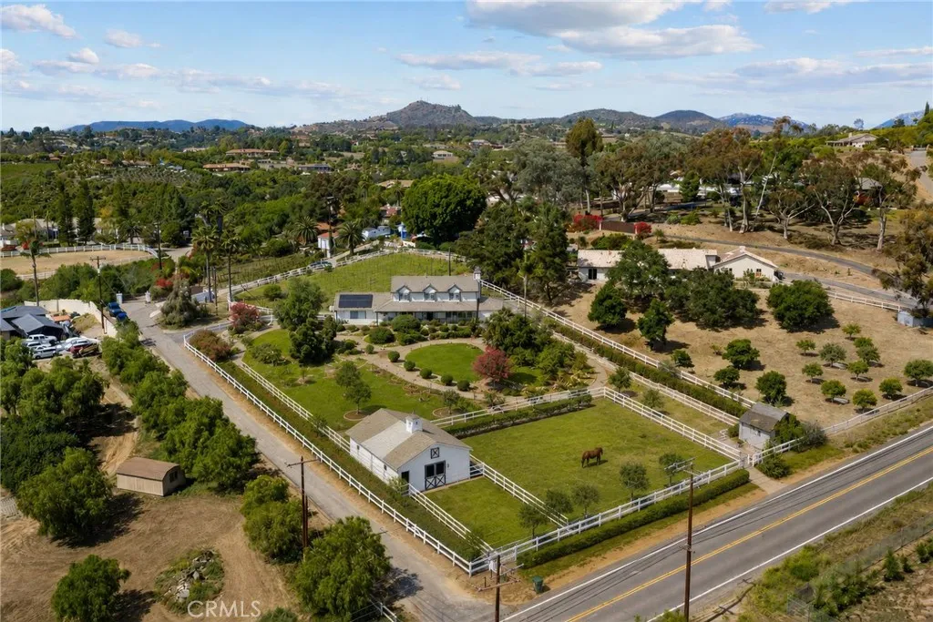 3162 Reche Road, Fallbrook, CA 92028 - Photo 3 of 39, Fallbrook, CA