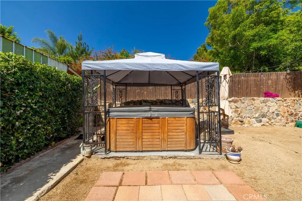 https://cdn.realtyfeed.com/cdn/127/306695048/53dda30b0b330bfa00ecf9ab777d872b.webp
