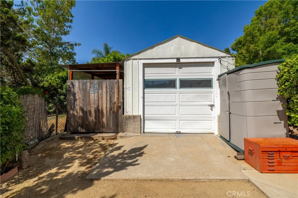 https://cdn.realtyfeed.com/cdn/127/306695048/5d100174d8bdeb7f3781b897f147f944.webp