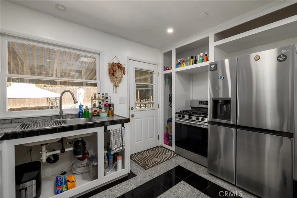 https://cdn.realtyfeed.com/cdn/127/306695048/72608c97e49a297deb437d8ecc0130b8.webp