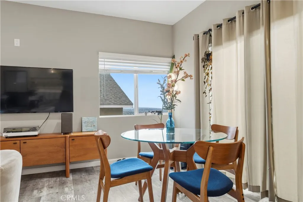 https://cdn.realtyfeed.com/cdn/127/306695050/0ef488f6c28f497ea3e081e14b6e9f8a.webp