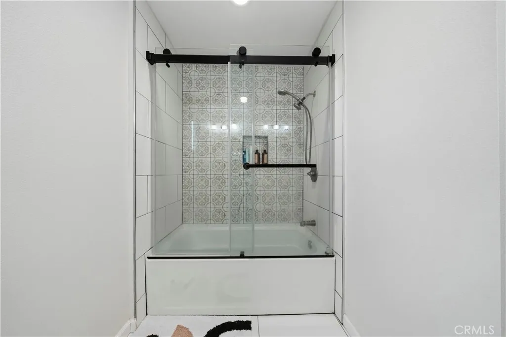 https://cdn.realtyfeed.com/cdn/127/306695050/1886d7c9d0b64c27d63afeade7ea9e38.webp