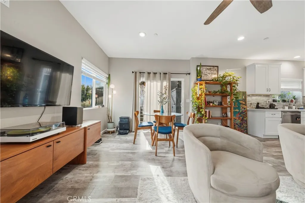 https://cdn.realtyfeed.com/cdn/127/306695050/3cab4073ff8faf216d68af9be6514c44.webp