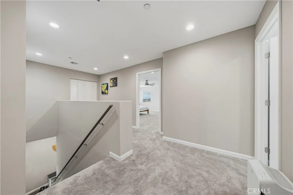https://cdn.realtyfeed.com/cdn/127/306695050/59c0b620b416f8a974967fb512104555.webp