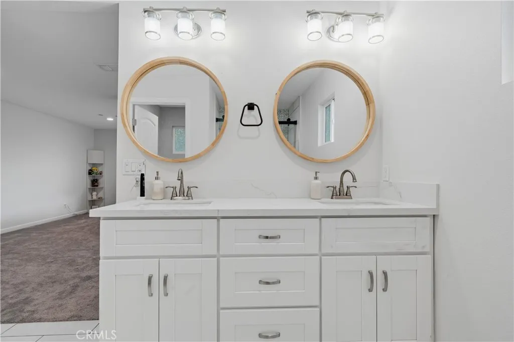 https://cdn.realtyfeed.com/cdn/127/306695050/b2ad218e4819b05bf27008581f84013c.webp