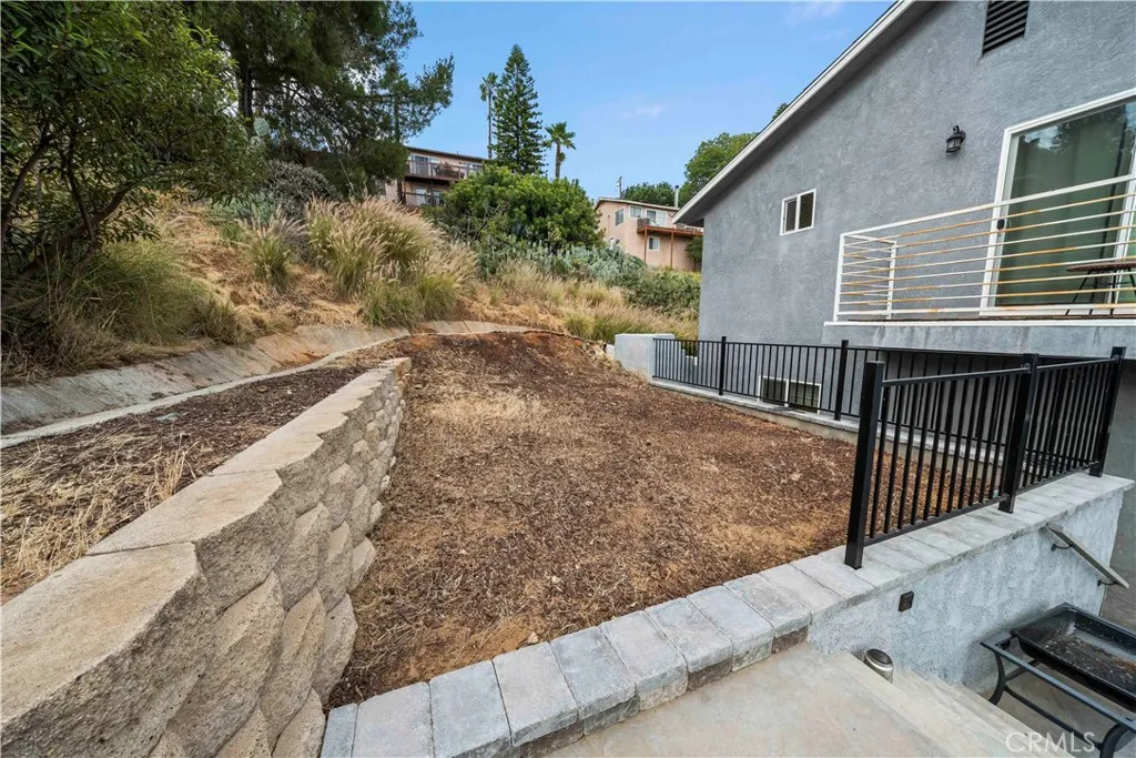https://cdn.realtyfeed.com/cdn/127/306695050/cc8c9ef48a2df1600960b138d33c404e.webp