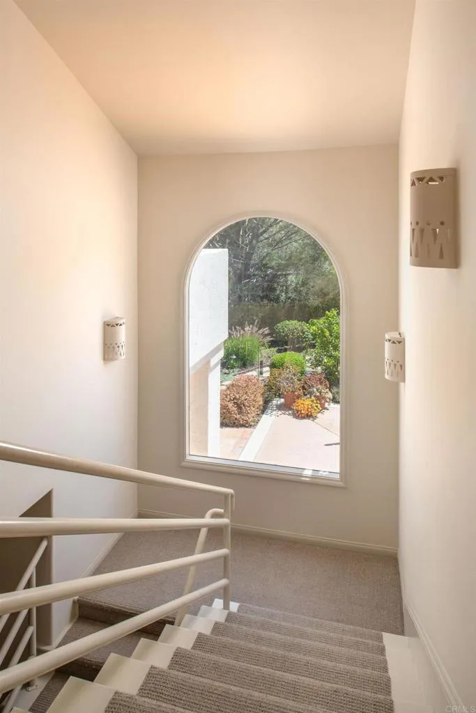 https://cdn.realtyfeed.com/cdn/127/306695055/7661525e4dc984e99badb79261a9736a.webp