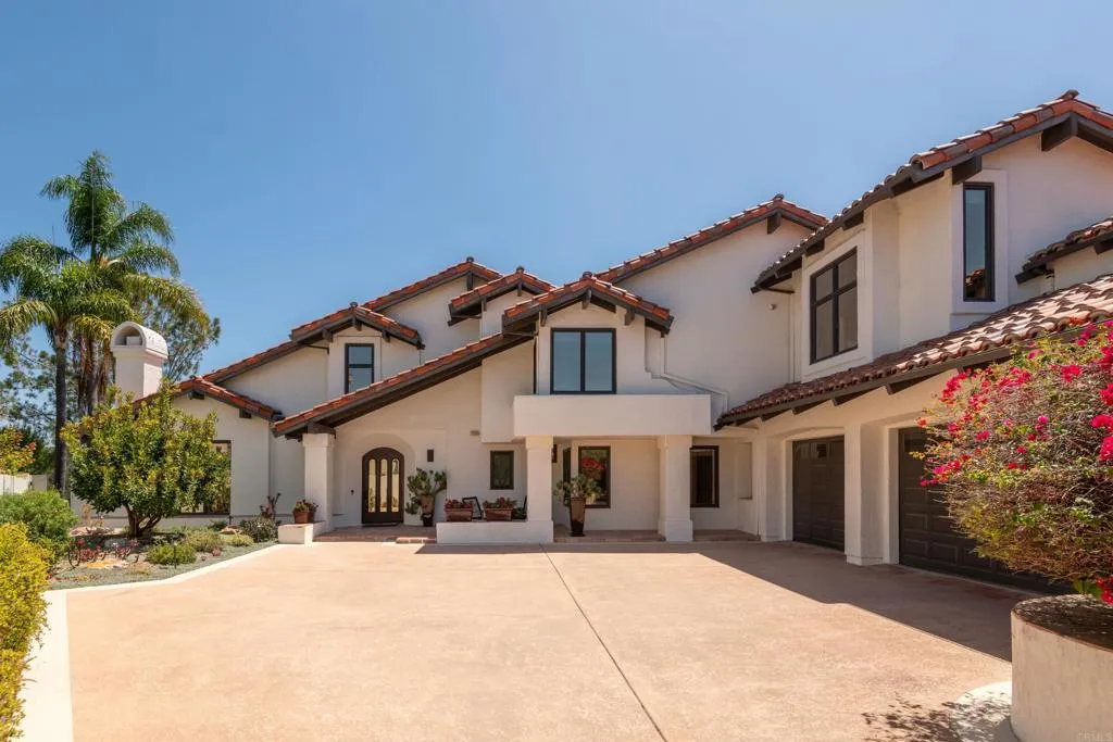 https://cdn.realtyfeed.com/cdn/127/306695055/8b243f9e96f80a7e774fb5480d08c00f.webp