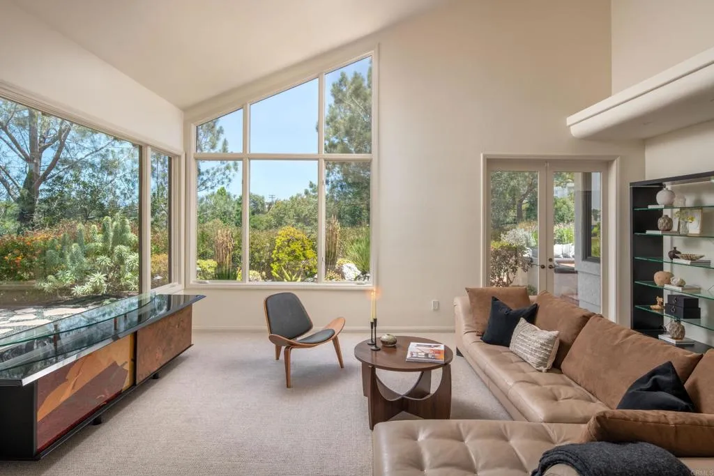 https://cdn.realtyfeed.com/cdn/127/306695055/9b0a6a0a51984eb2410541027eb0adb1.webp