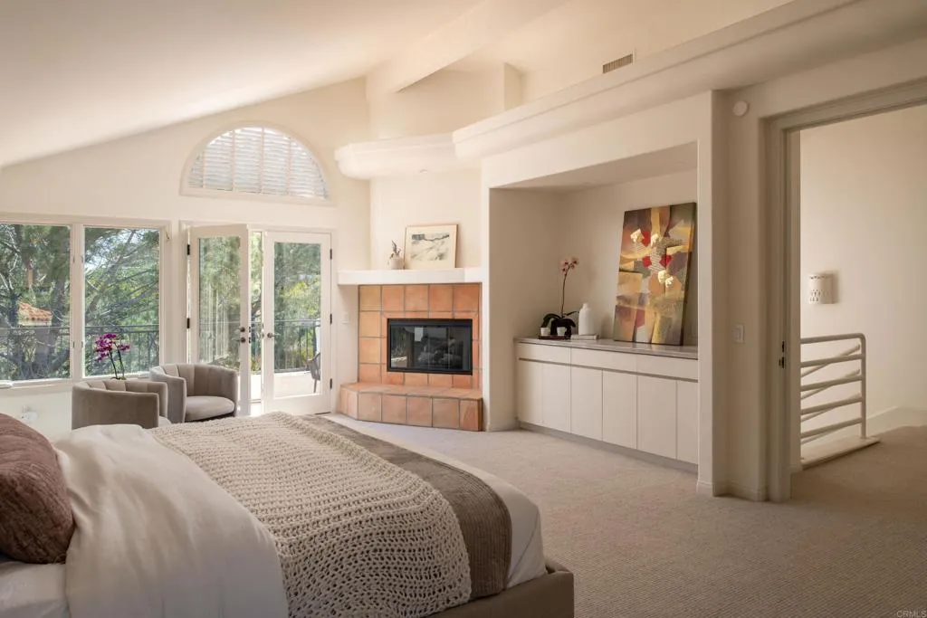https://cdn.realtyfeed.com/cdn/127/306695055/af0d01ab362f2a017ef38ca9c545a9ce.webp