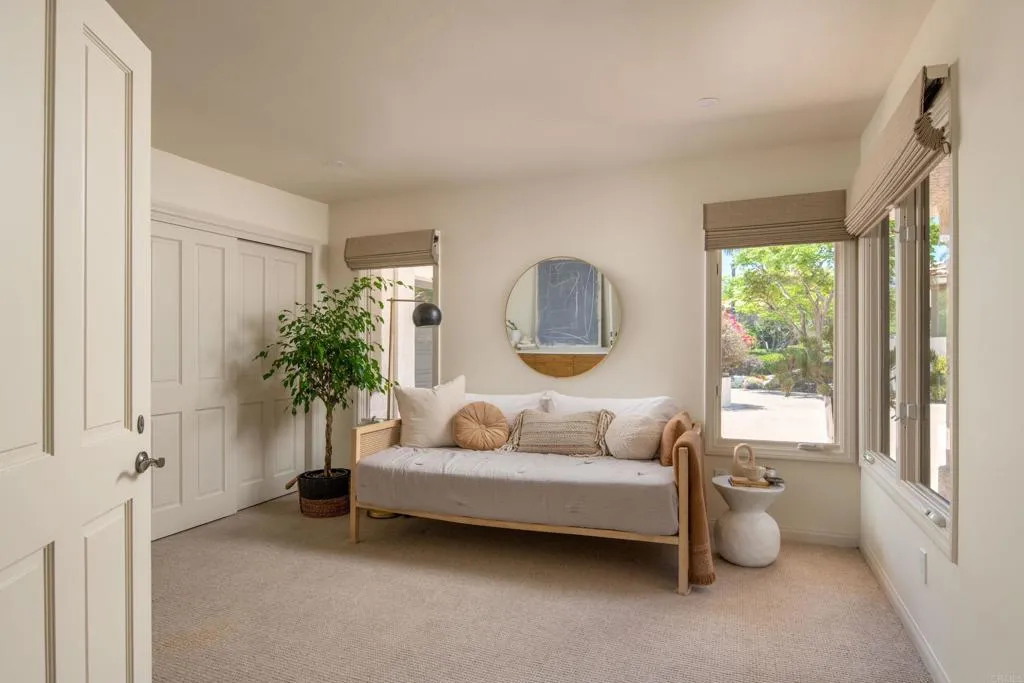 https://cdn.realtyfeed.com/cdn/127/306695055/b75d49856a4d6b733066b2e2f6cd1e1a.webp