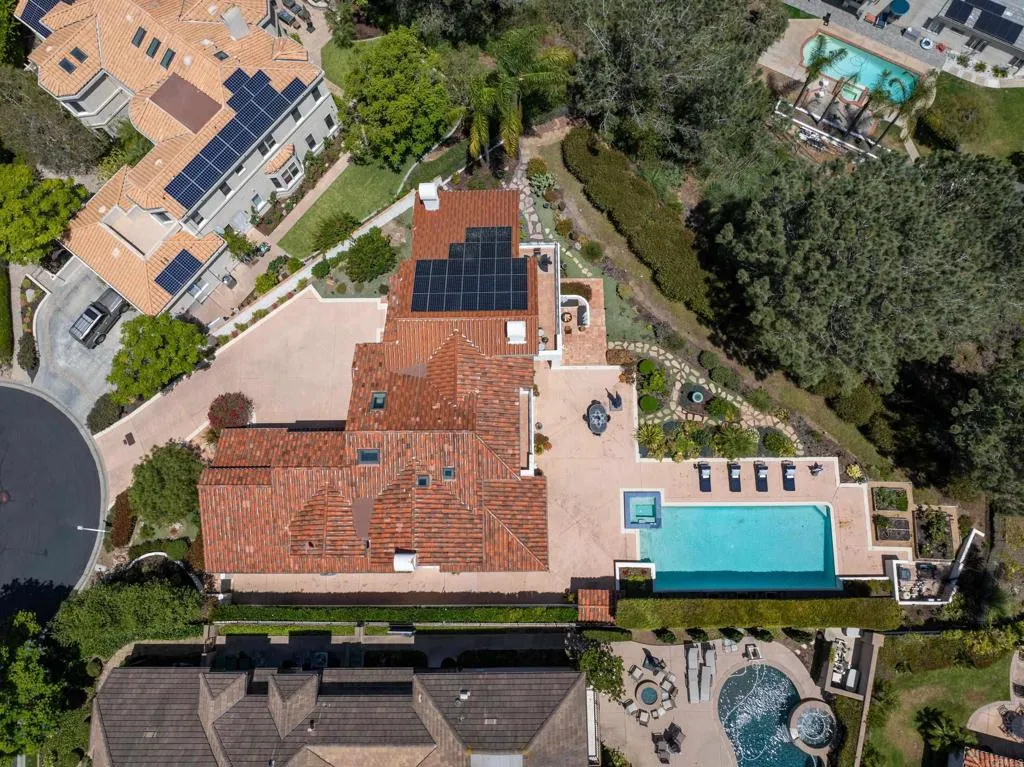 https://cdn.realtyfeed.com/cdn/127/306695055/bb03c643eff33a552aa6f52a24bfd5d1.webp