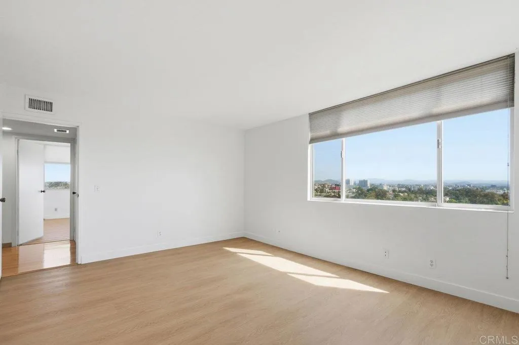https://cdn.realtyfeed.com/cdn/127/306695083/07f130dd0c136481ac9944f28286a9fc.webp