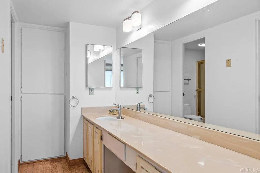 https://cdn.realtyfeed.com/cdn/127/306695083/33cb5961dbf45c2a2b3991b2f6361112.webp