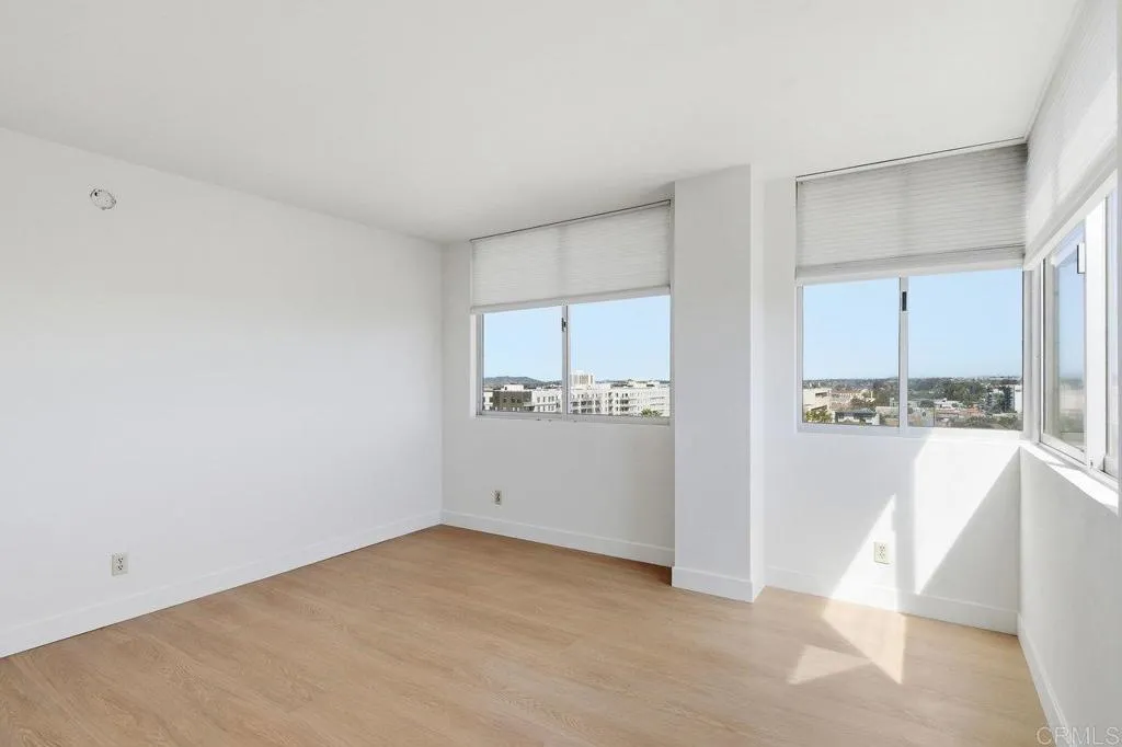 https://cdn.realtyfeed.com/cdn/127/306695083/6f904593269453851f088b08e81250a6.webp