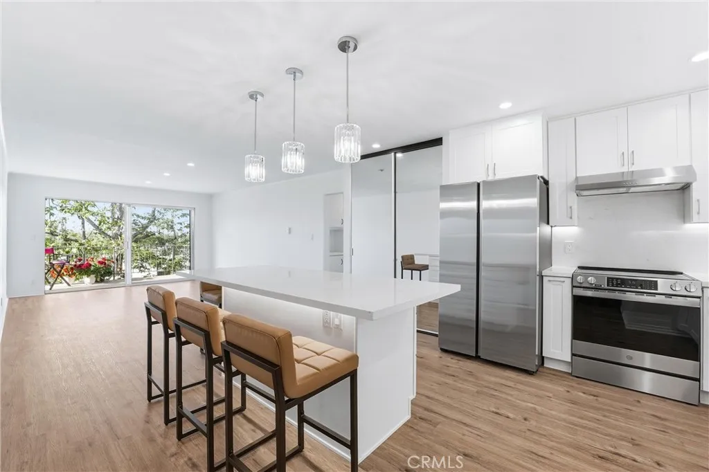 Newport Beach, CA 92663