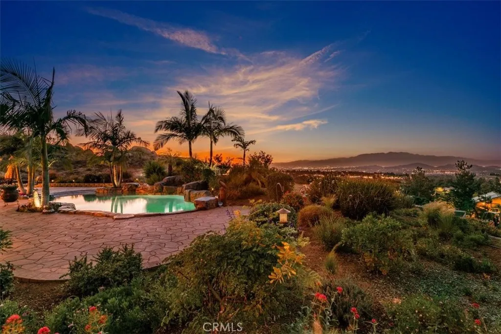 Riverside, CA 92504