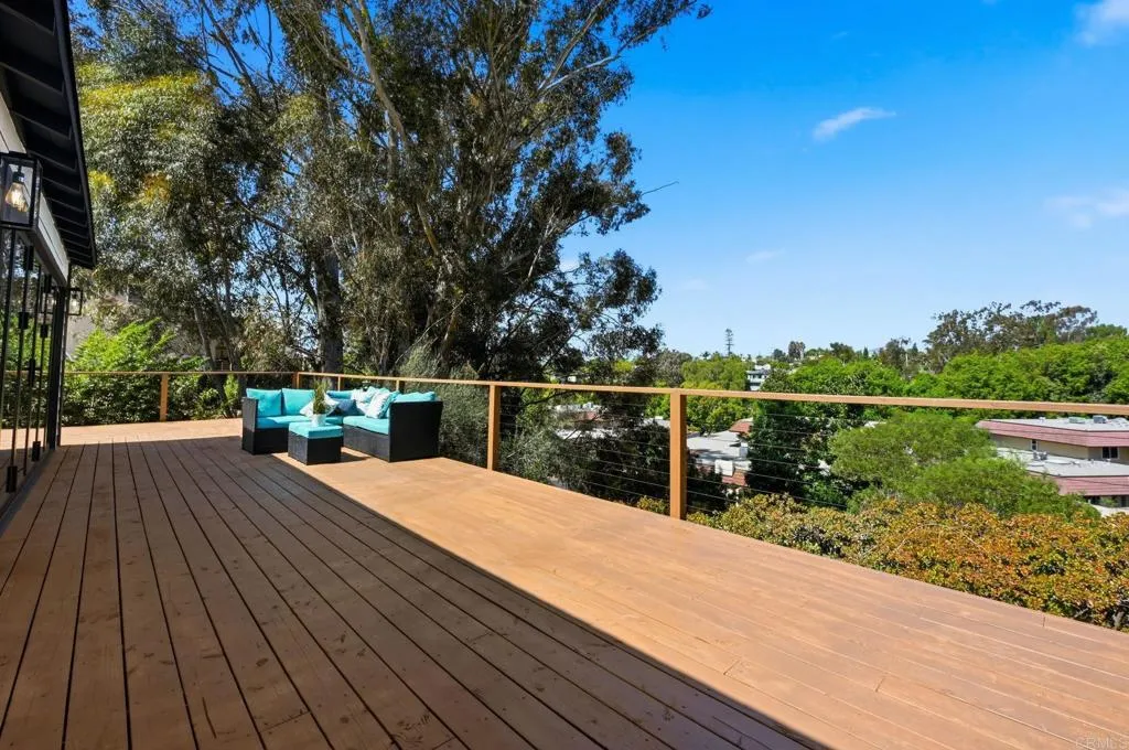 https://cdn.realtyfeed.com/cdn/127/306695125/43bbc2a274cdb31e2419f65a43b69927.webp