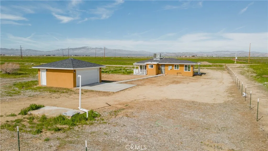 Lancaster, CA 93536