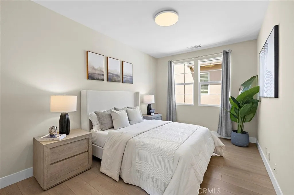 77 Pelican, Irvine, CA, 92618