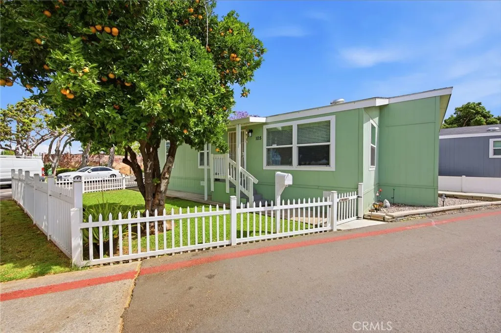 Tustin, CA 92780