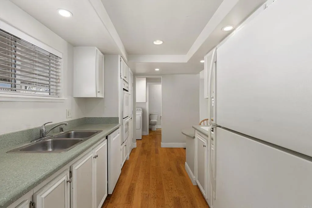 https://cdn.realtyfeed.com/cdn/127/306695509/3521789e7162ba1ef7b29135c58d0360.webp