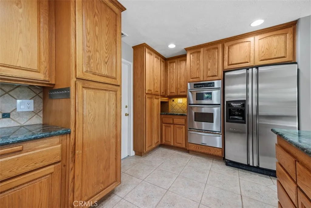 https://cdn.realtyfeed.com/cdn/127/306695511/3be6fb52b0cfada2c01f032cc088be8a.webp