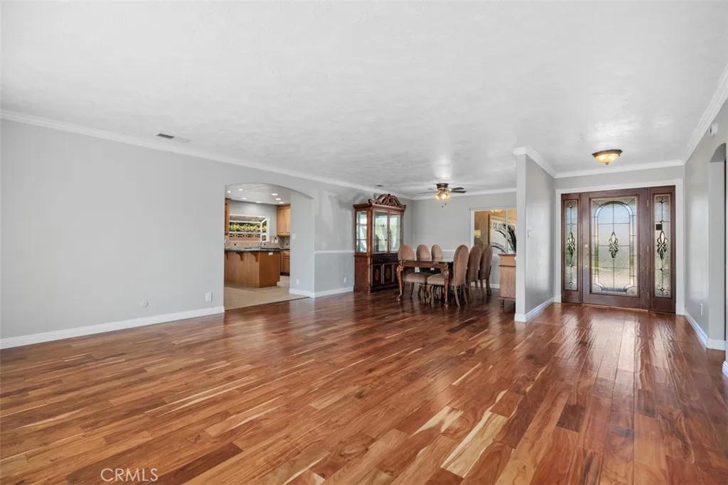 https://cdn.realtyfeed.com/cdn/127/306695511/bc8ededd0261e0641cde7dad7e5cbcaf.webp